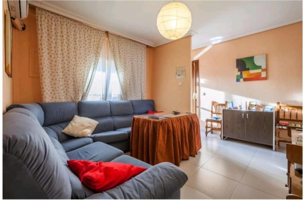 Piso Con Buena Red Wiffi Fibra Optica Alquiler De Habitaciones Seville Luaran gambar