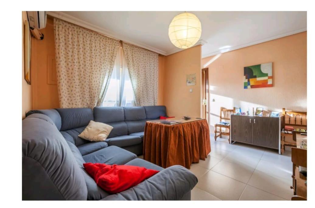 Piso Con Buena Red Wiffi Fibra Optica Alquiler De Habitaciones Seville Luaran gambar